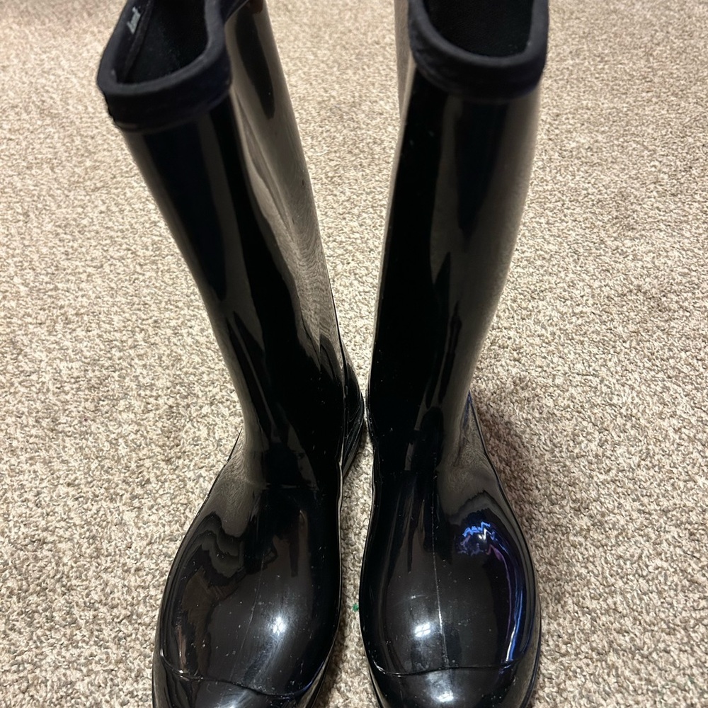 Kamik Black Ankle Boots